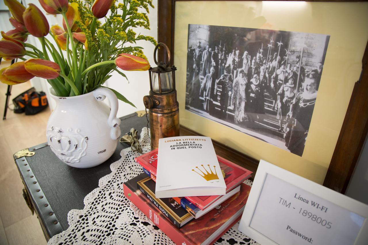 Acomodação com café da manhã  La Piazzetta Delle Regine
